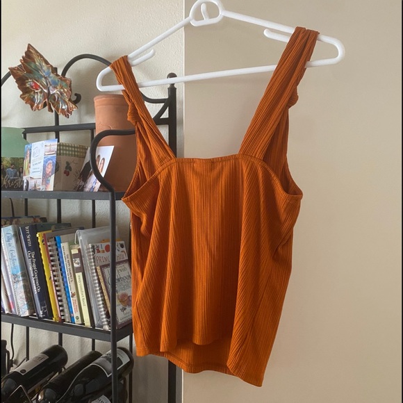 Female Rust color shirt - Picture 6 of 7
